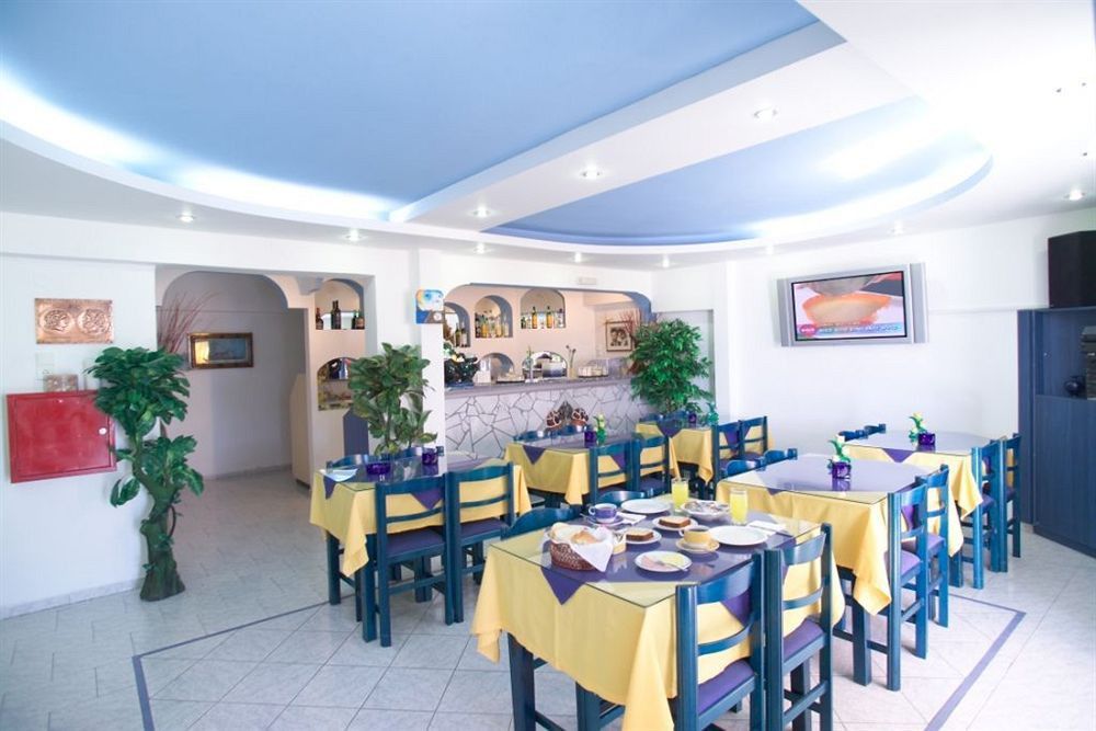 Margarita Hotel Фиростефани Ресторант снимка