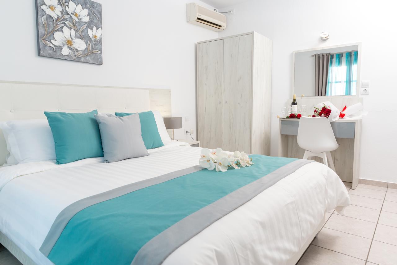 Margarita Hotel Фиростефани Екстериор снимка