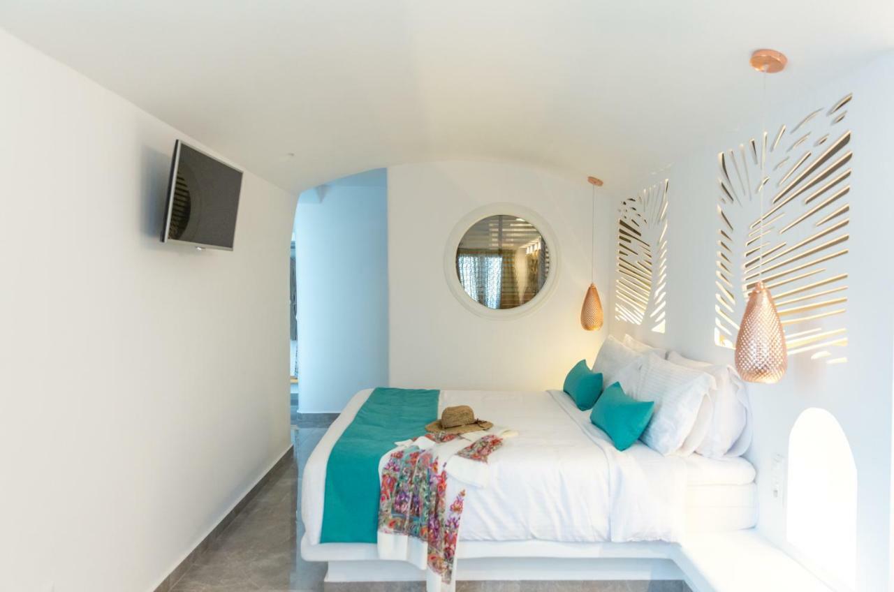 Margarita Hotel Фиростефани Екстериор снимка